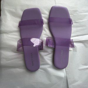 Marc Fisher MF FOSSE Strappy Slide Slippers Women’s SZ 8.5M Purple color
